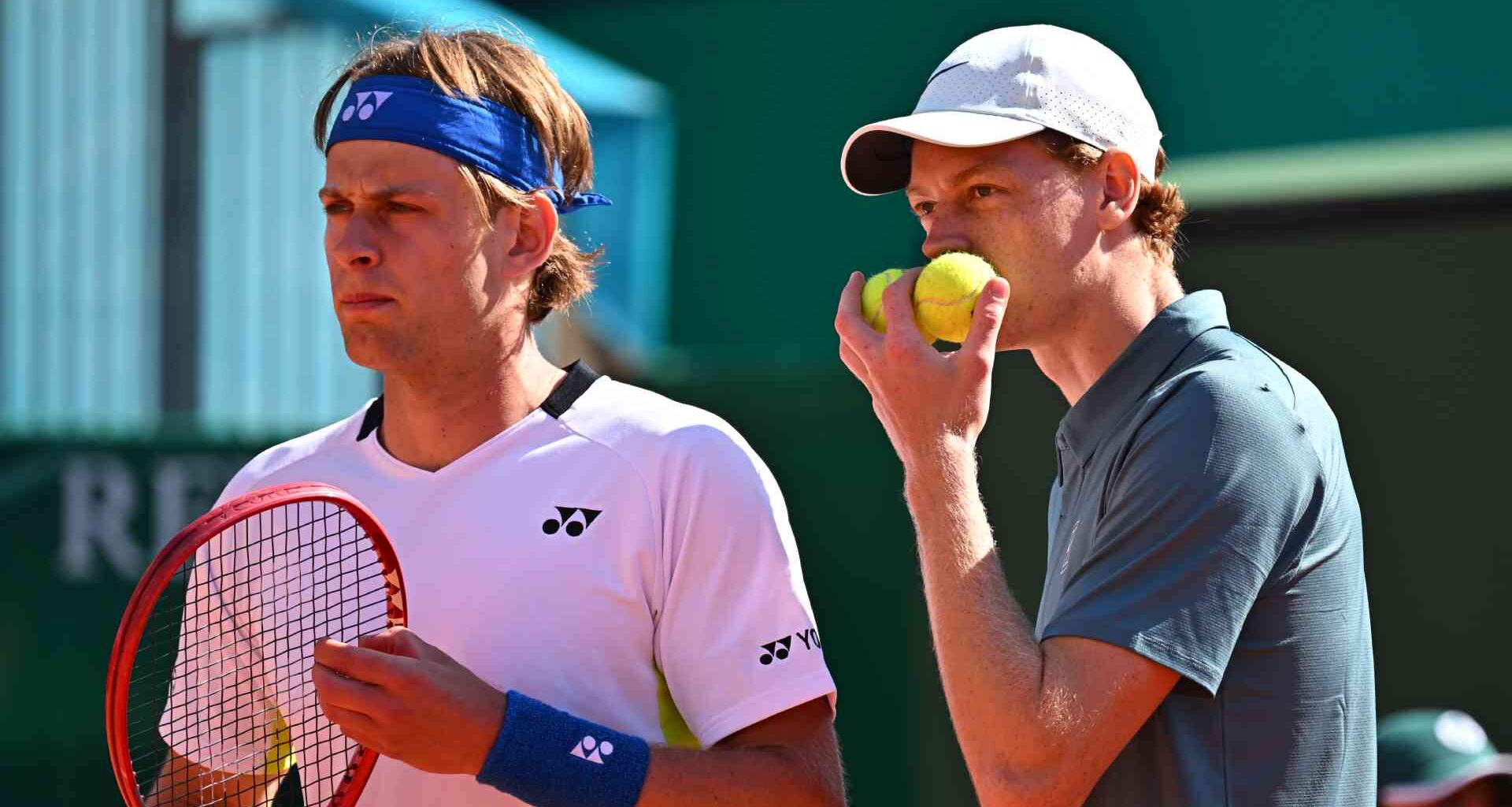 Jannik Sinner, Zizou Bergs prevail in star-studded Monte-Carlo doubles opener | ATP Tour