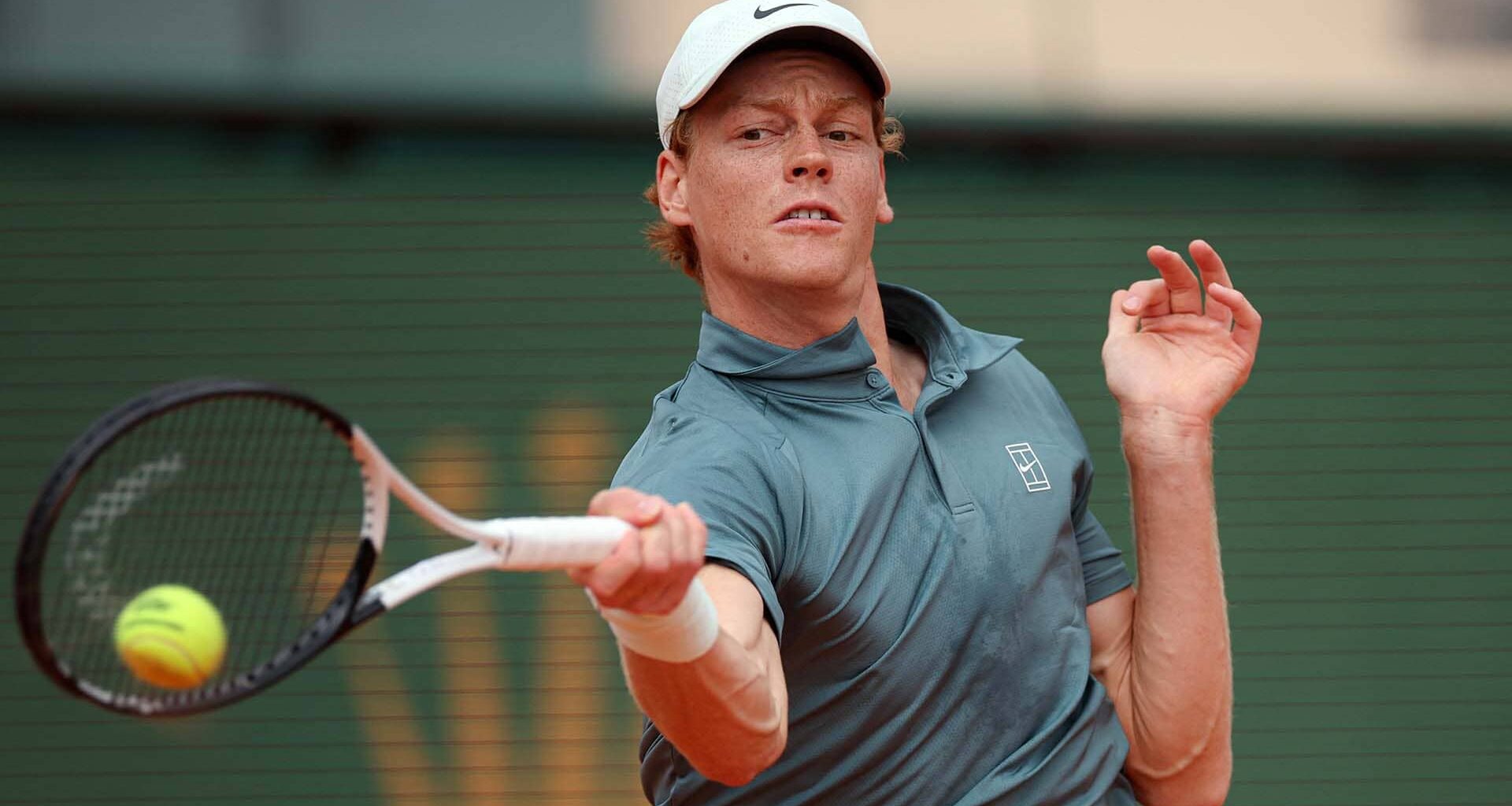 Jannik Sinner launches twofold Monte-Carlo bid in striking fashion | ATP Tour