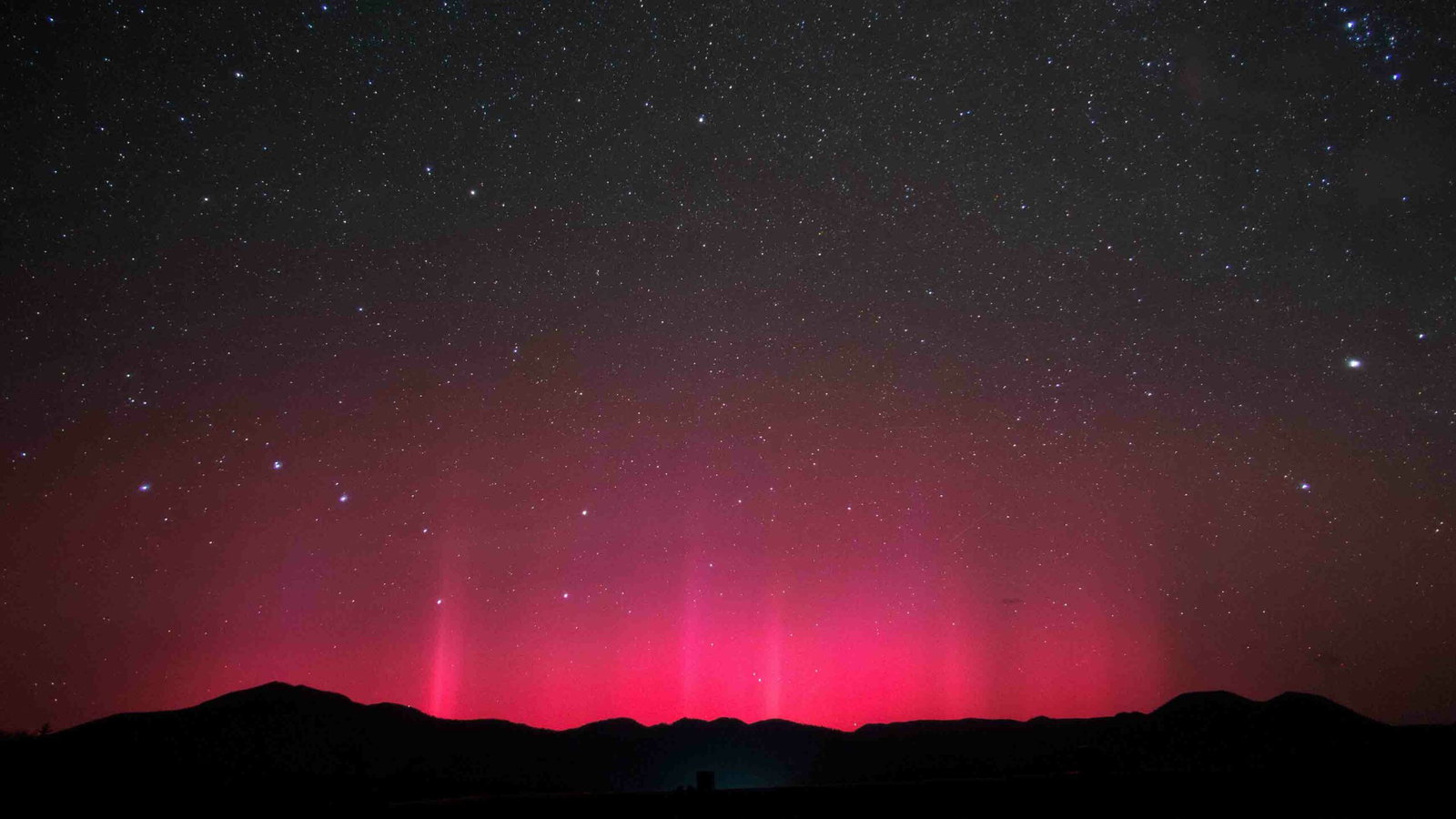 solar storm aurora