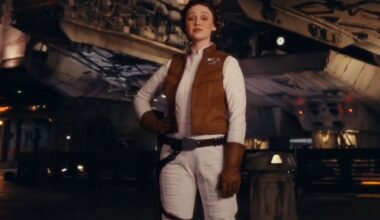 Disneyland Makes Up for That Han Solo Situation With a Lovely Leia Look