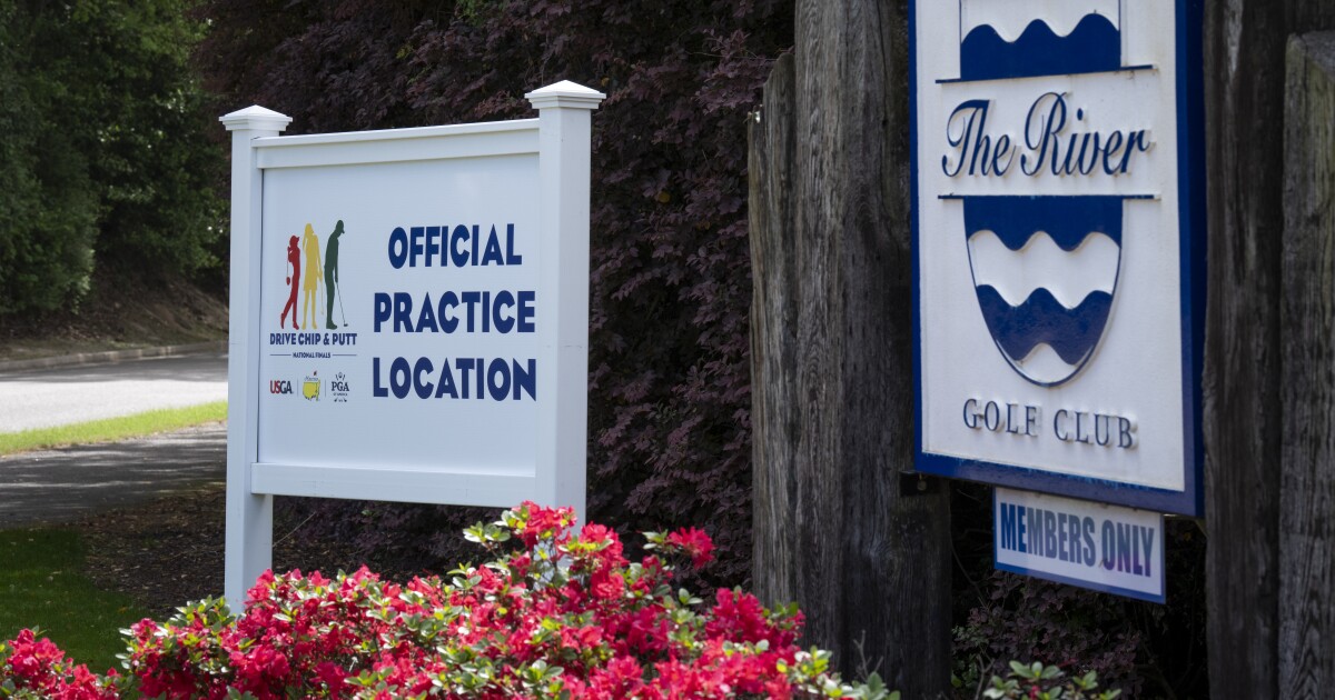 One Day Away - Drive, Chip and Putt