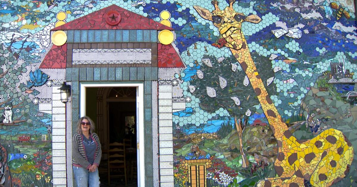Bell Buckle Mosaic House goes up on the market
