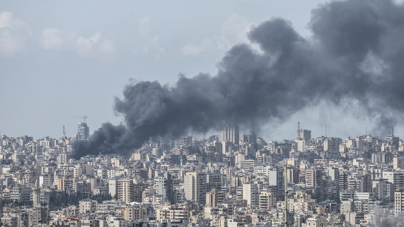 Fragile U.S.-Iran ceasefire shows cracks as Israel pounds Lebanon : NPR