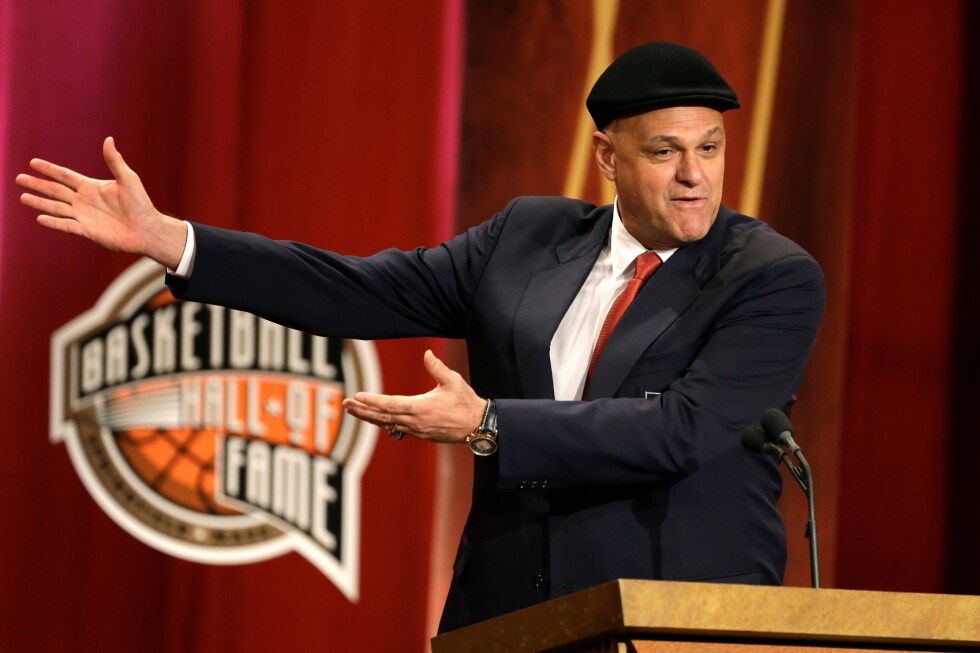 Oscar Schmidt, Basketball Hall of Famer from Brazil, dies at 68