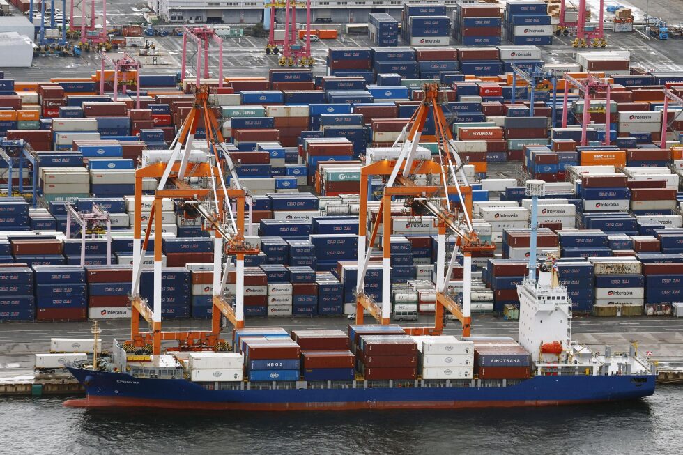 Japan reports its exports and imports gained in March