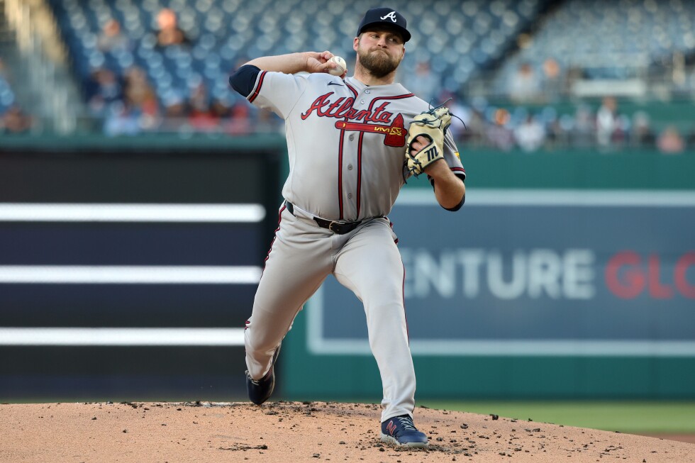 Braves win 6th straight with 9-4 victory over Nationals