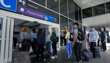 Flight canceled amid jet fuel shock? What travelers should know