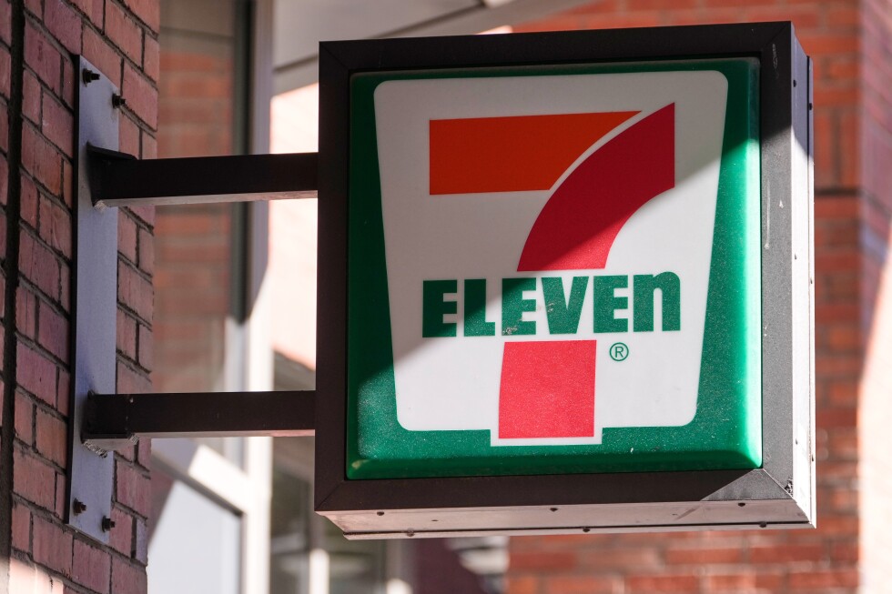 7-Eleven braces for a major pullback, planning 645 North American store closures