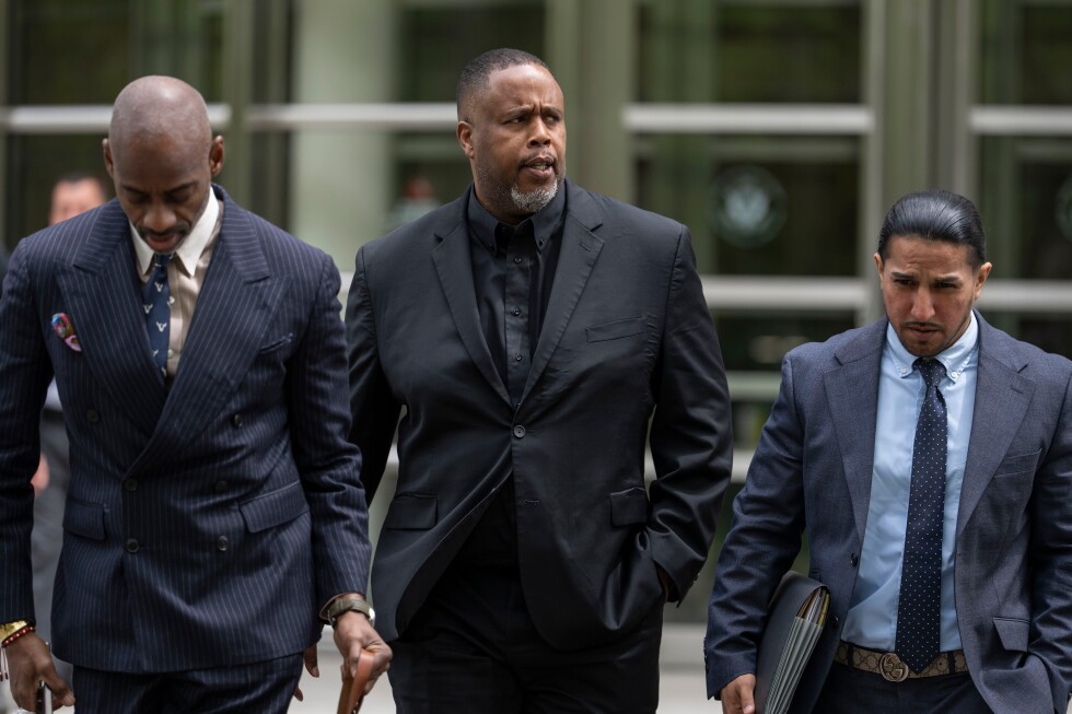 Former NBA player Damon Jones to plead guilty in gambling scandal