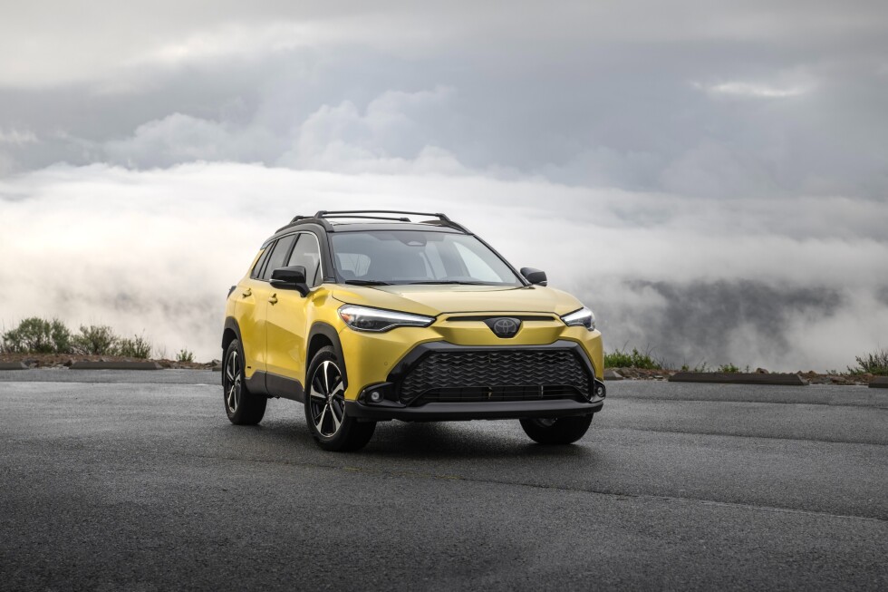 Edmunds names the SUVs that hold value best after 3 years