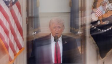 Midterm elections loom as GOP grapples with Trump's wartime presidency