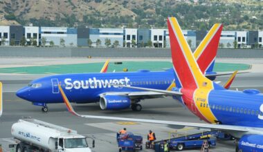 Southwest Airlines planes take evasive action to avoid collision in Nashville