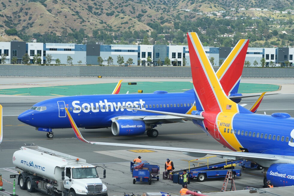 Southwest Airlines planes take evasive action to avoid collision in Nashville