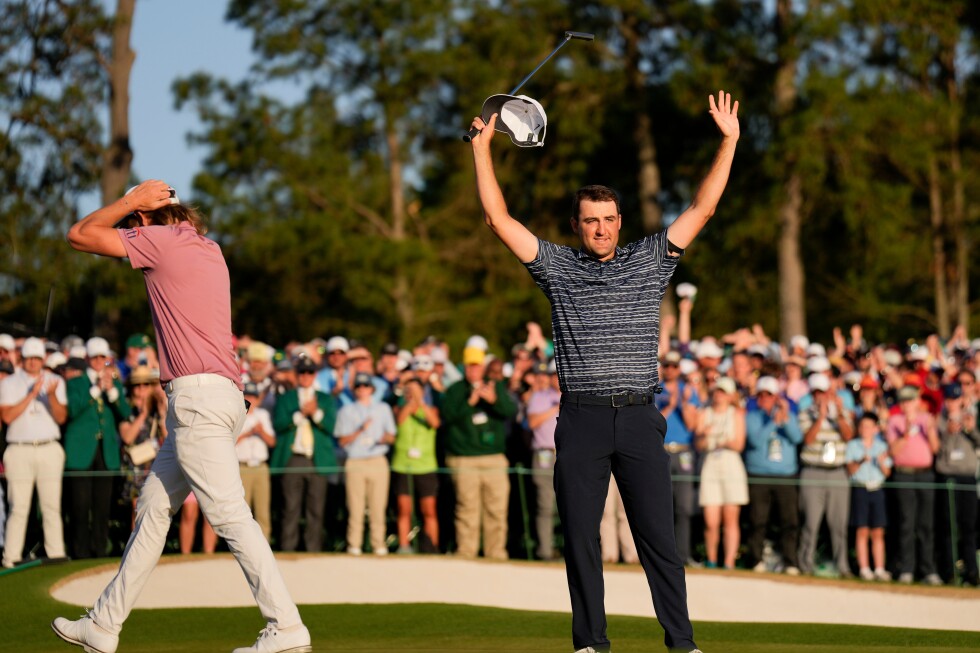 Masters has a history of rewarding big 36-hole leads