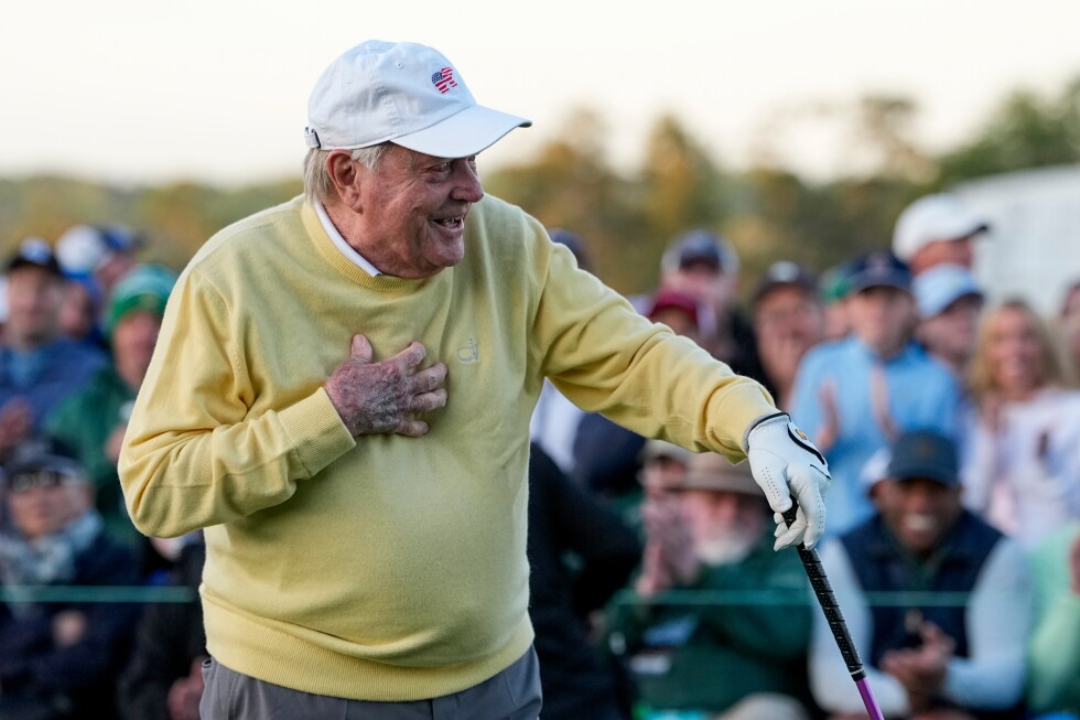 Jack Nicklaus hits a snap-hook, helping Gary Player and Tom Watson begin 90th Masters