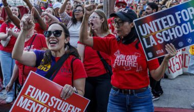 LAUSD strike updates: Last-ditch negotiations stretch past midnight