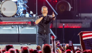 Bruce Springsteen at the Forum: 'This is a tour that we never planned'