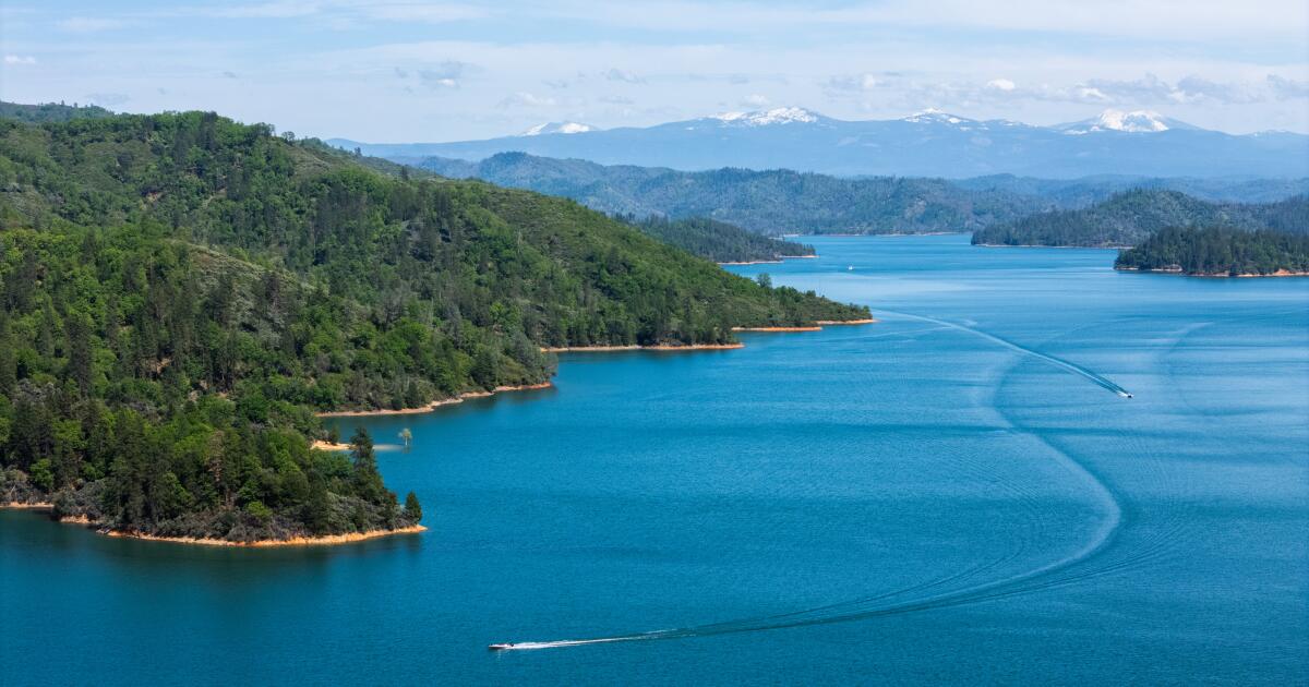 Environmental groups urge California to track methane from reservoirs