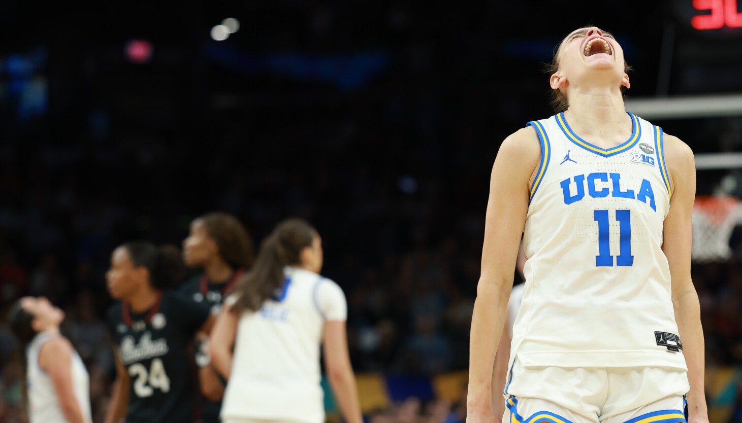 What's not to love about Sky rookie Gabriela Jaquez?