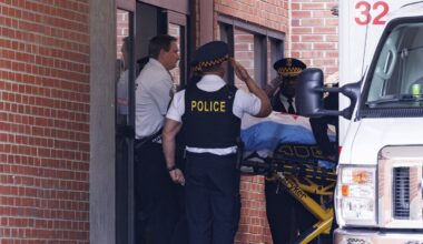 Chicago police officer dead, another critically wounded in shooting at Swedish Hospital; suspect in custody