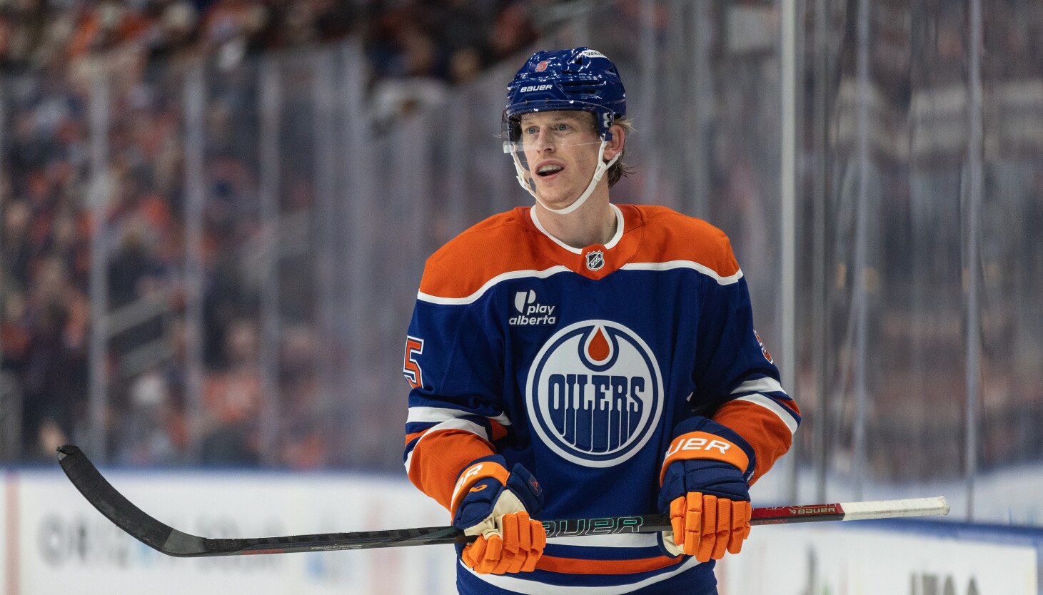 Connor Murphy, Jason Dickinson experiencing stark contrast between Blackhawks' rebuild, Oilers' win-now focus