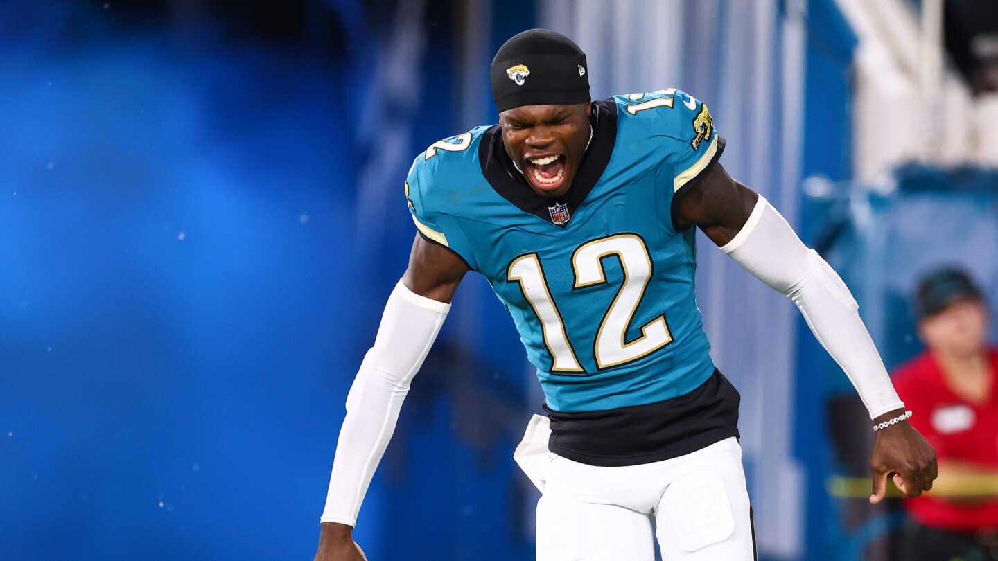Report: Jaguars plan for Travis Hunter to be a full-time corner