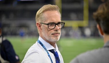 Joe Buck wants to stay at ESPN for the rest of his career