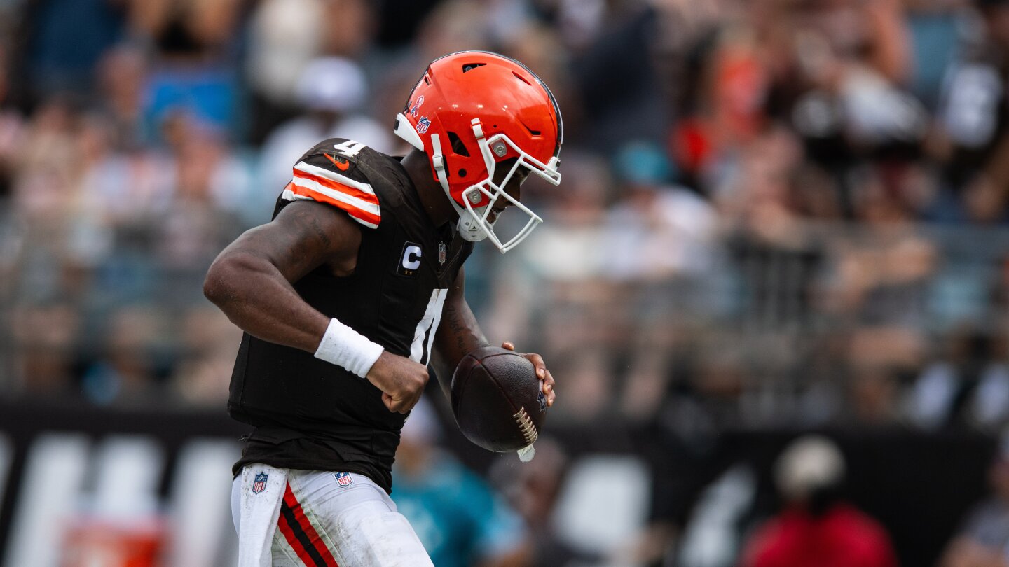 Deshaun Watson is training in South Florida with Jerry Jeudy