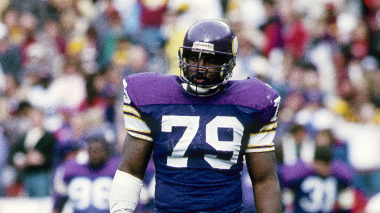 Former Vikings first-rounder Doug Martin dies at 68