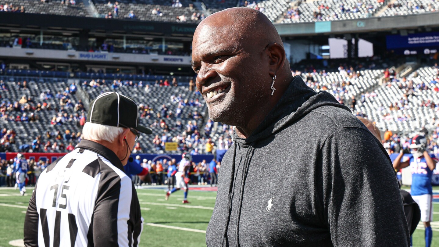 Report: Lawrence Taylor being treated for pancreatitis