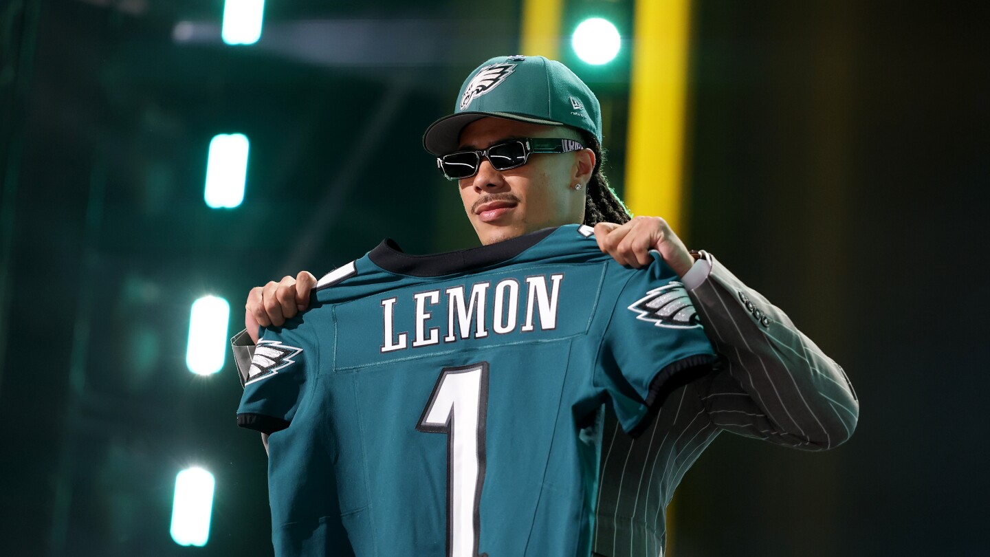 Steelers thought they were getting Makai Lemon, didn't realize Eagles had cut the line