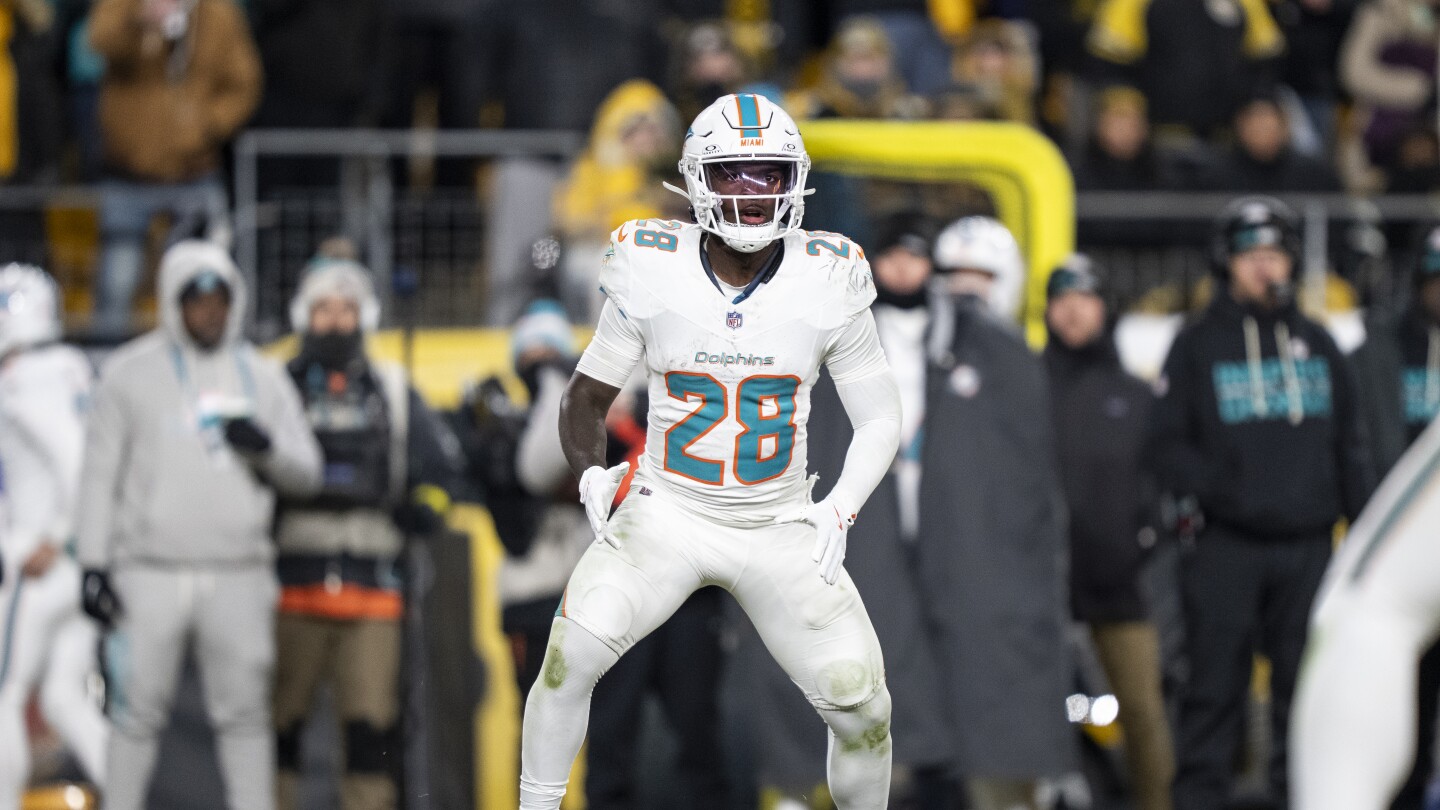 De'Von Achane did not attend start of Dolphins offseason workouts