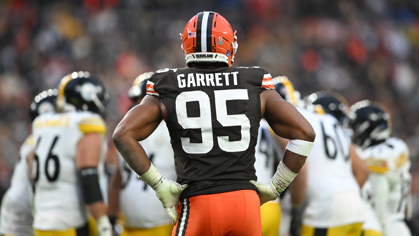 Mixed signals continue as to whether Myles Garrett could be traded