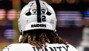 For nine days in 1960, the Raiders were known as the "Señors"