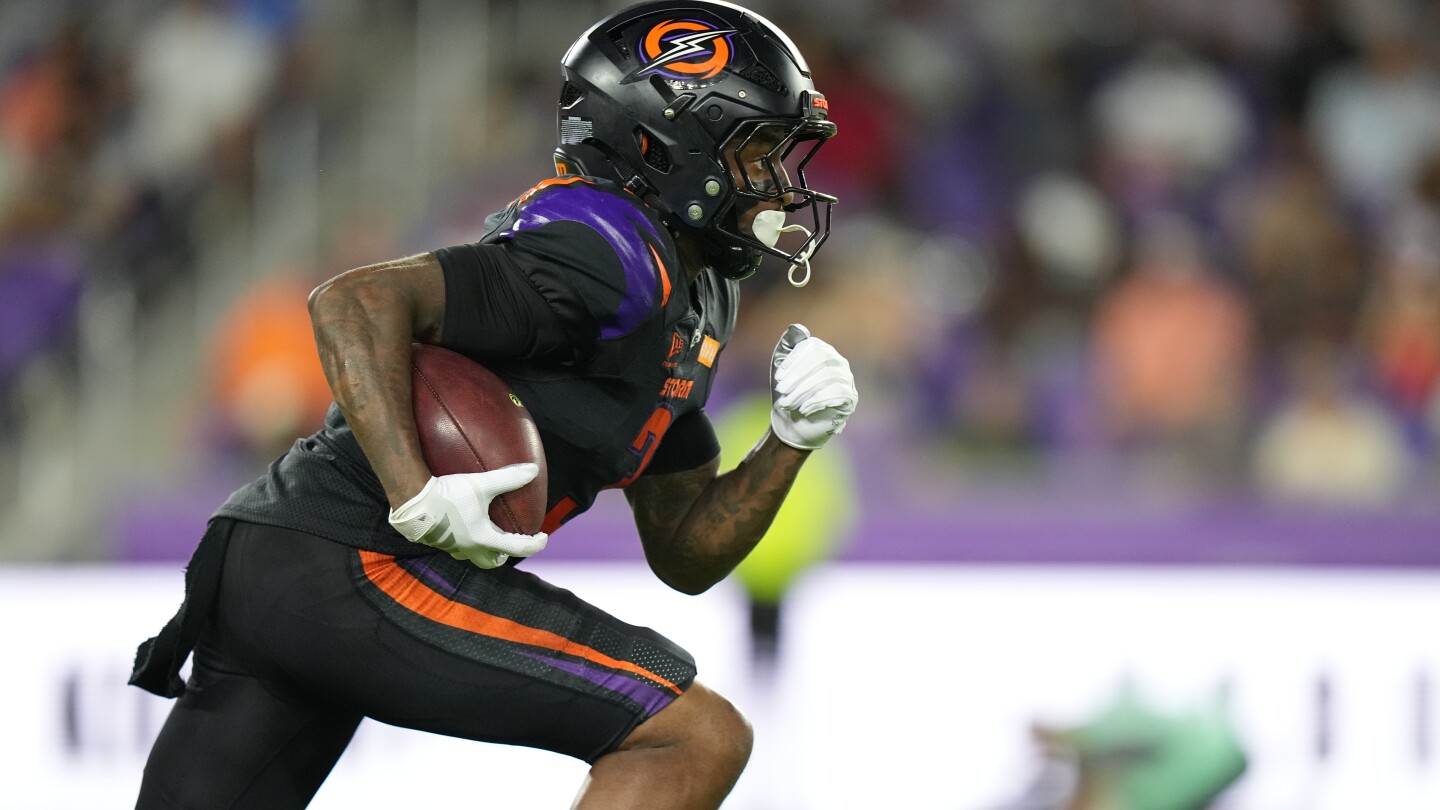 An odd UFL rule results in a Louisville penalty awarding the game to Orlando