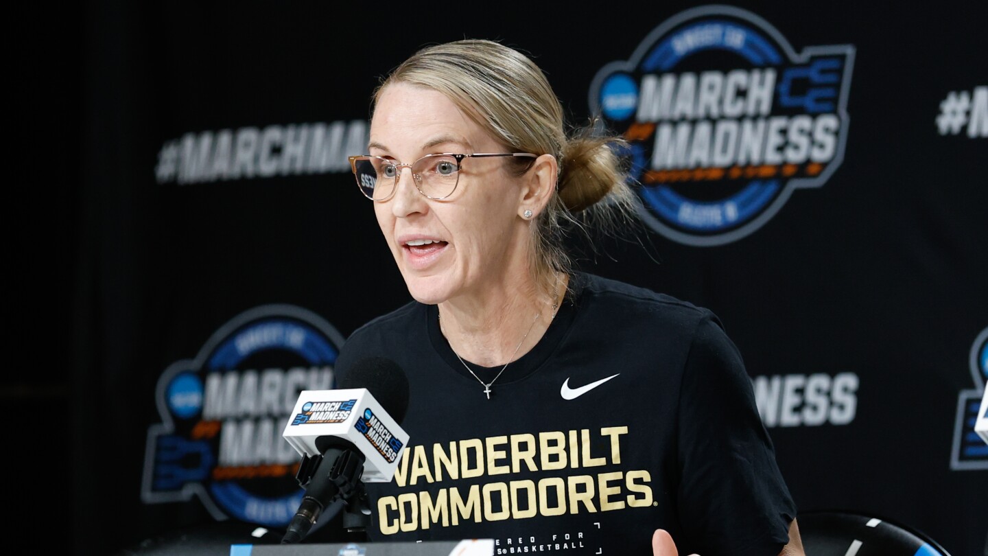 Vanderbilt locks in Shea Ralph after a Sweet 16 surge and AP coach of the year honor