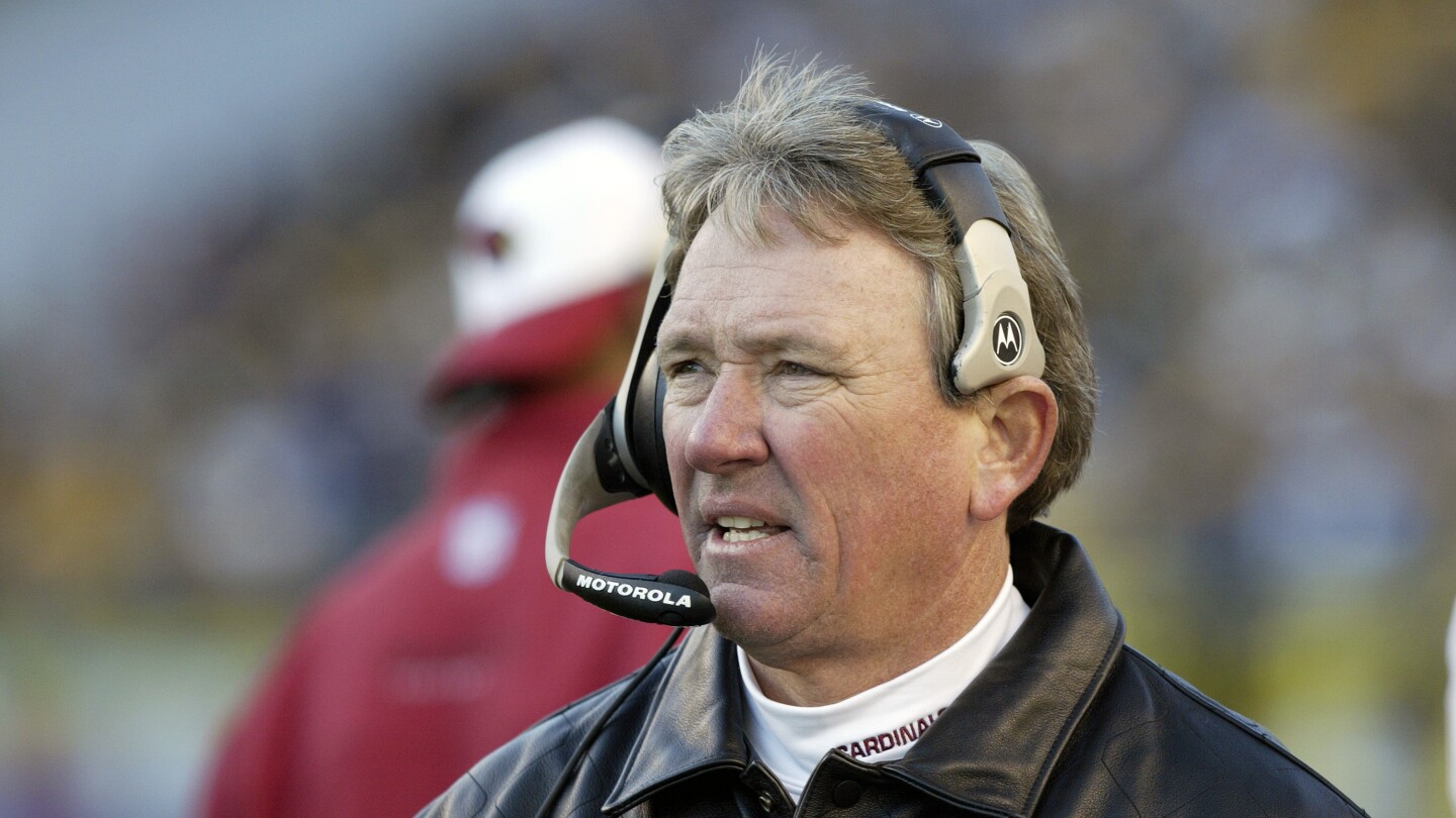 Former Cardinals head coach Dave McGinnis dies at 74
