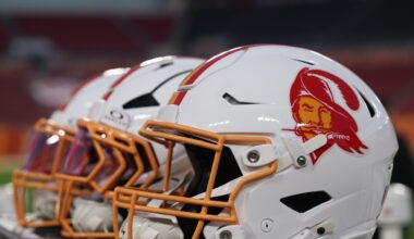 Bucs waive WR Jaden Smith