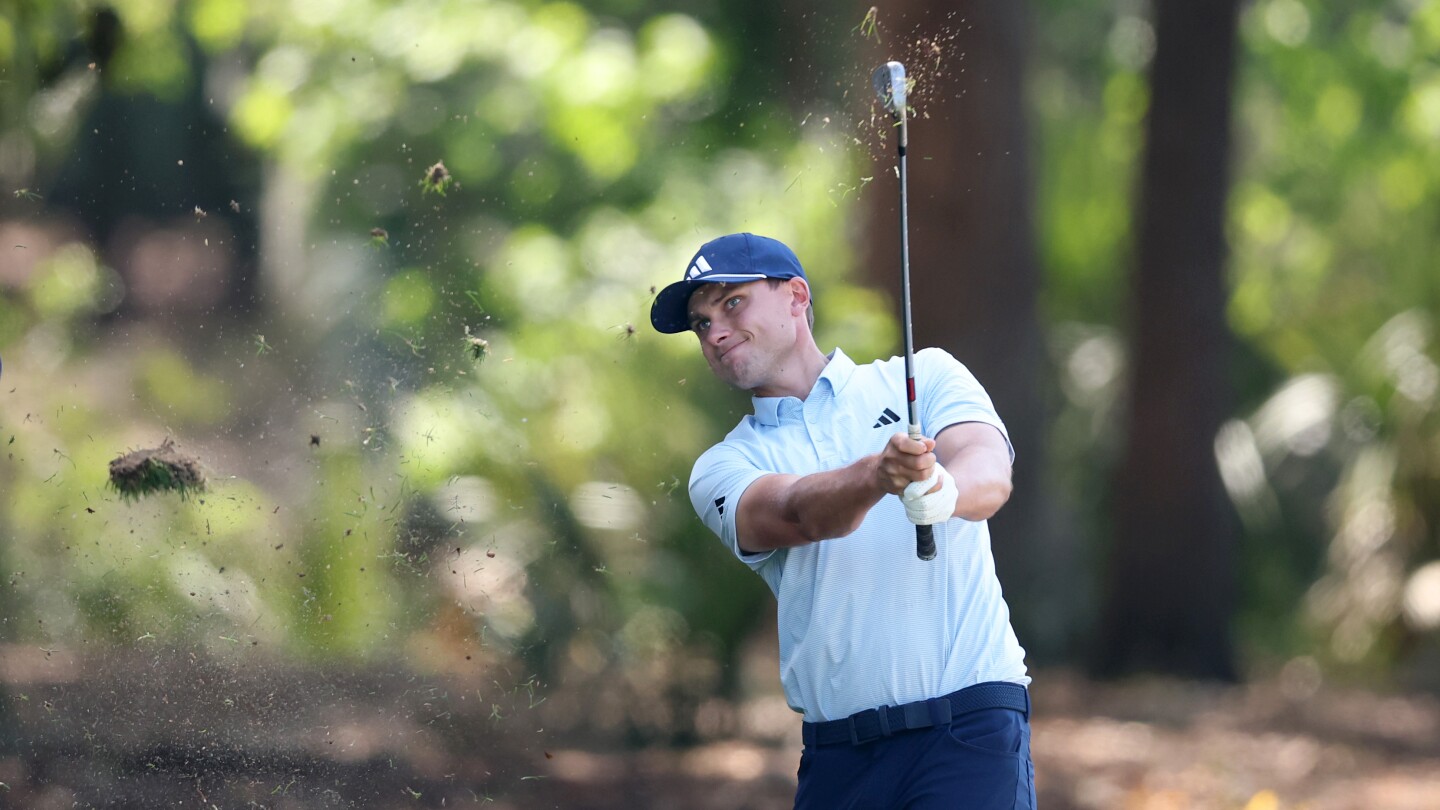 Ludvig Åberg cleans up his game and leads at Hilton Head with a 63
