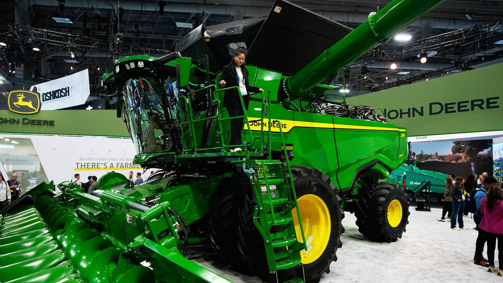 Deere & Co agrees to pay $99 million to settle 'right to repair' lawsuit