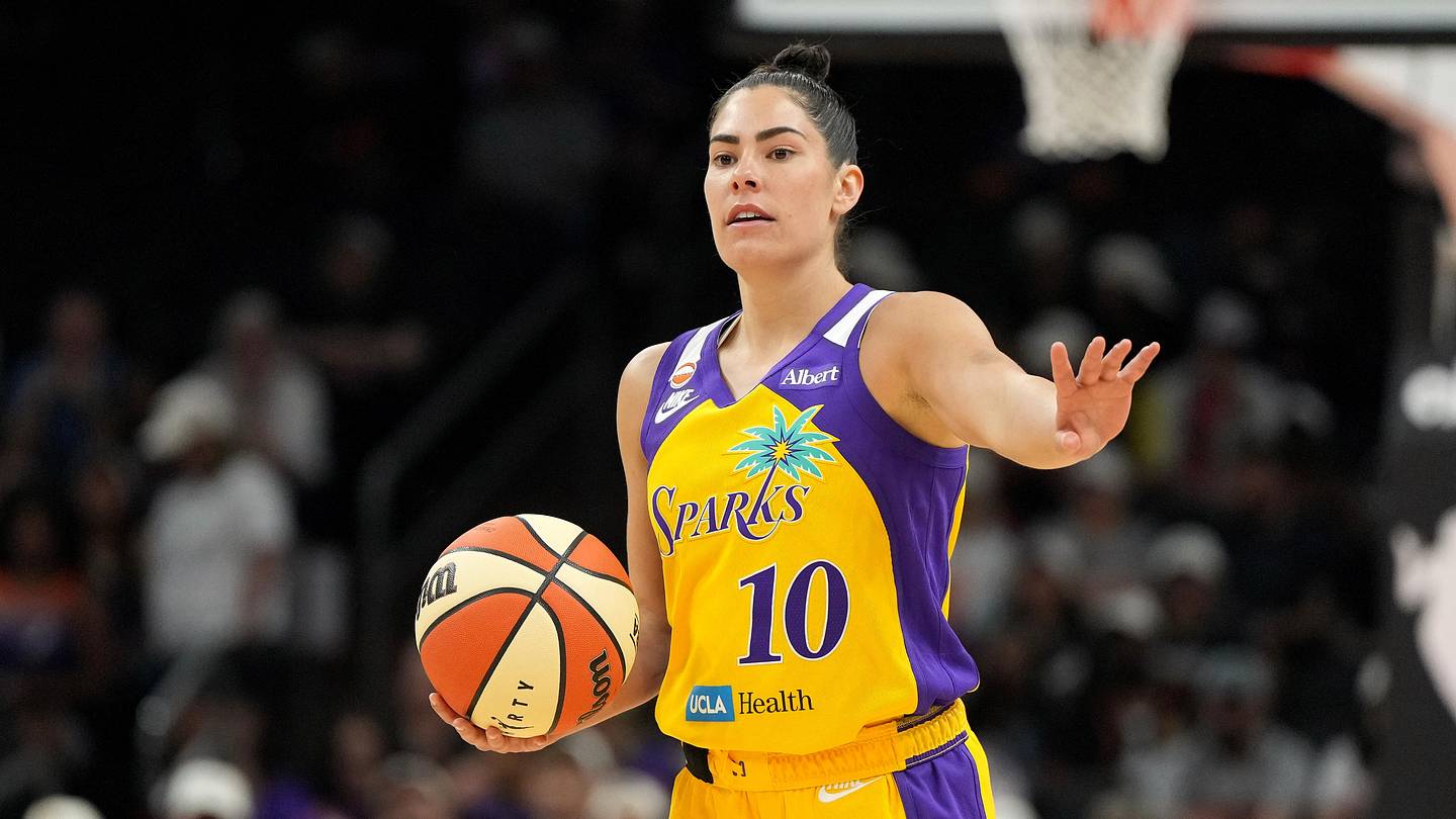 May 21, 2026; Phoenix, Arizona, USA; Los Angeles Sparks guard Kelsey Plum (10) calls out the play against the Phoenix Mercury in the first half at Mortgage Matchup Center. Mandatory Credit: Rick Scuteri-Imagn Images