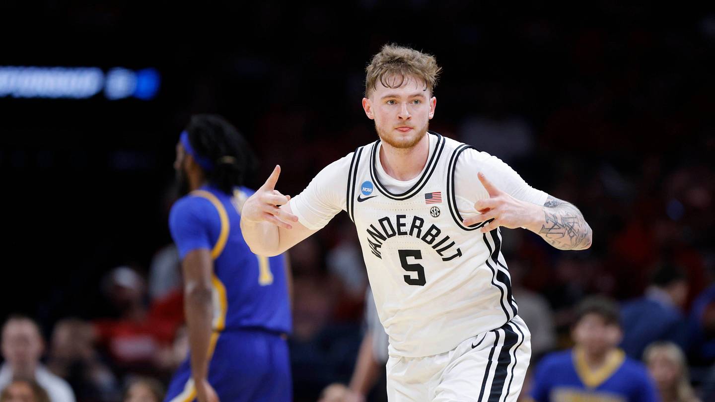 How Tyler Nickel Has Been Able to Show NBA Teams his Passing Ability