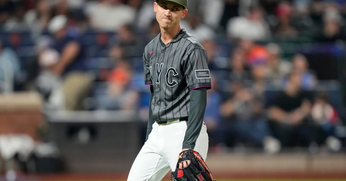 Weaver's fib: Tells injured Holmes he had name written in cap because `it just felt right to say' :: WRAL.com