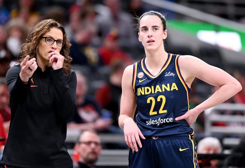 Indiana Fever HC Stephanie White has a strange reason for Caitlin Clark’s repeated probable status