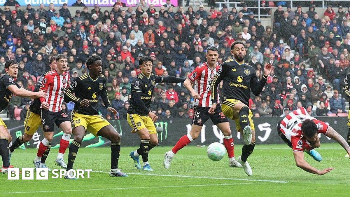 Sunderland 0-0 Manchester United: Senne Lammens denies hosts rare win over Man Utd