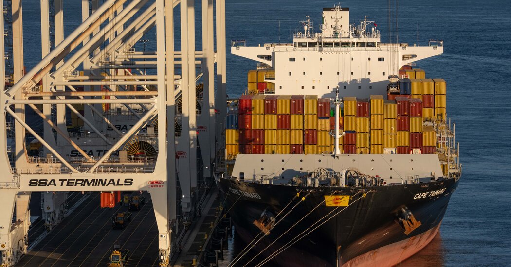 U.S. Trade Deficit Grew in March