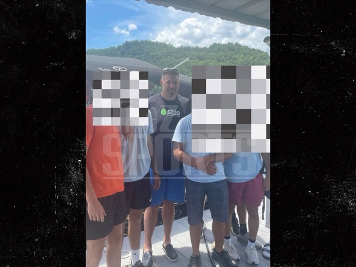 mike vrabel boat trip 2021 waiver tmz 1