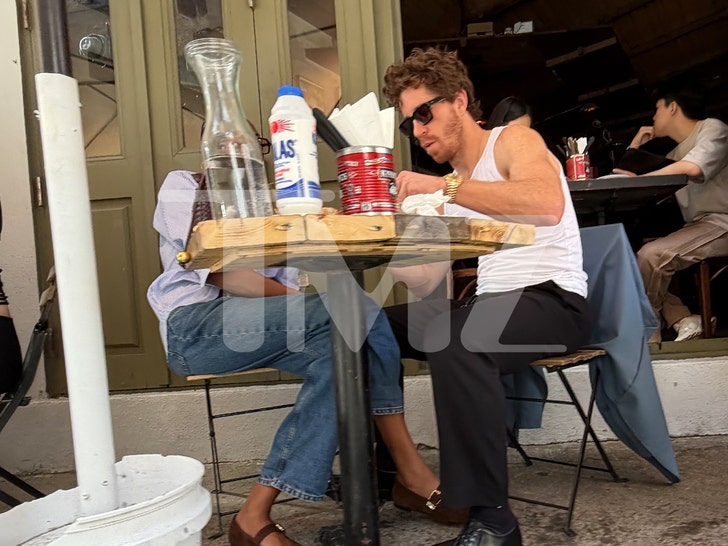 sub-shaun-white-tmz-1