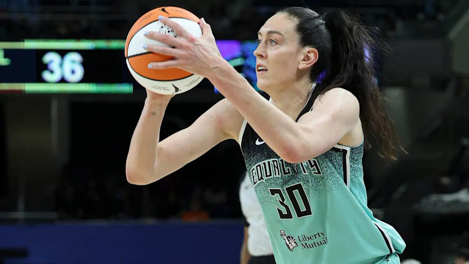 <a class="link " href="https://sports.yahoo.com/wnba/players/5625/" data-i13n="sec:content-canvas;subsec:anchor_text;elm:context_link" data-ylk="slk:Breanna Stewart;sec:content-canvas;subsec:anchor_text;elm:context_link;itc:0" data-yga="{"yLinkElement":"context_link","yModuleName":"content-canvas","yLinkText":"Breanna Stewart","ySubModuleName":"anchor_text","yHasCommerce":false}">Breanna Stewart</a> New York LibertyKamil Krzaczynski-Imagn Images