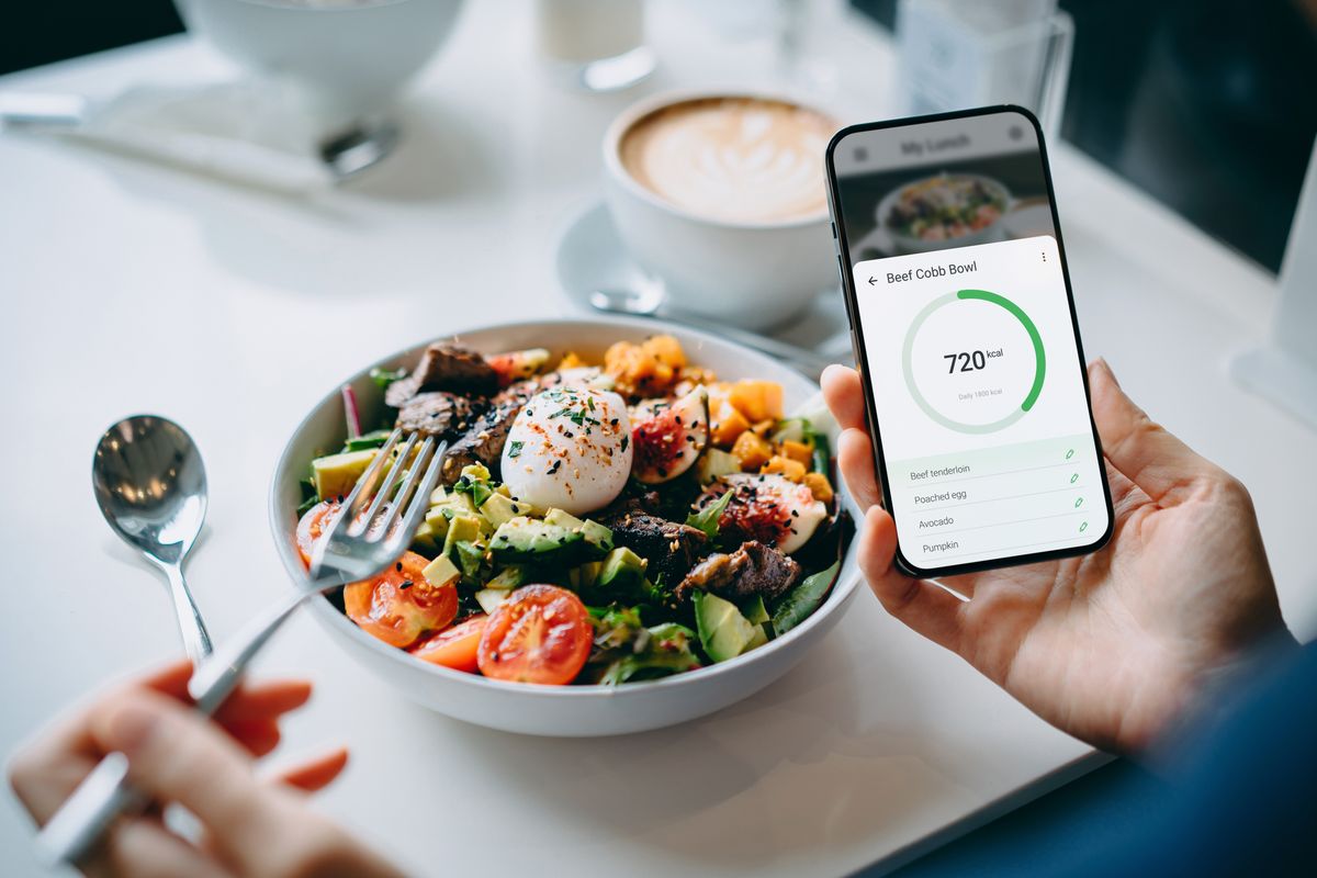 The study saw people reduce calories quickly